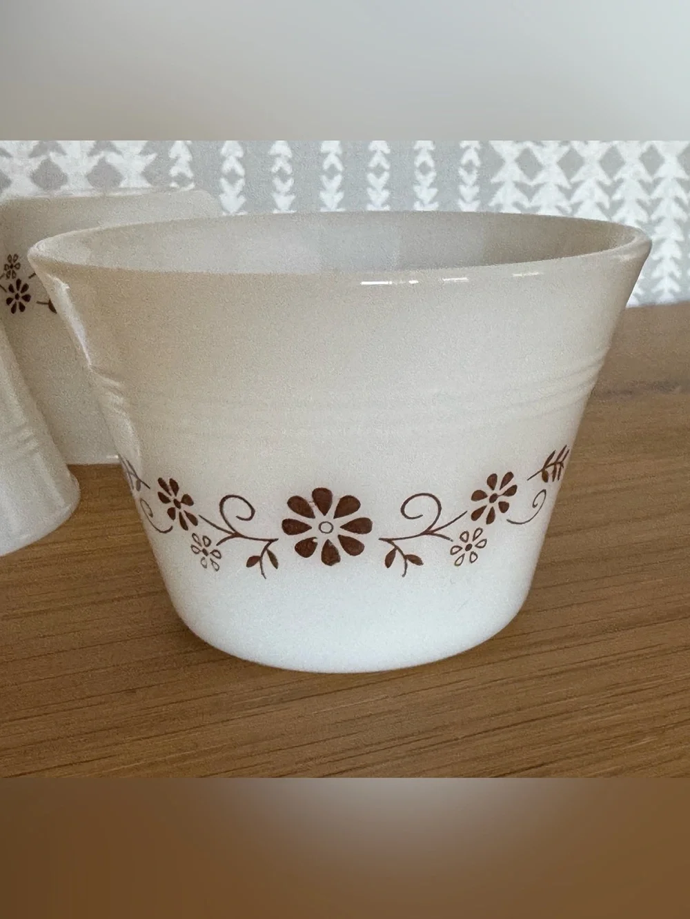 Dynaware vintage white